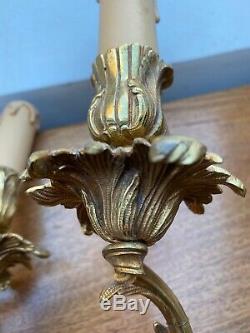A Lovely Quality Antique Pair Of French Rococo Gilt Brass Wall Lights / Sconces