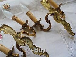 French vintage classically beautiful patina bronze wall light sconces a pair
