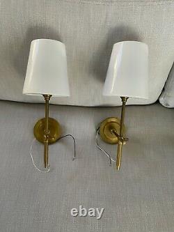 Pair VISUAL COMFORT Bryant Thomas O'Brien Antique Brass with Glass Wall Sconce