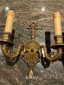 Pair of Antique Style Wall Sconces Luminaire Brass Bronze