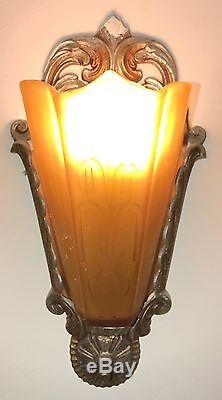 Set Of 5 1930s Antique Art Deco Wall Sconce Lights with Switch, Nice Condition