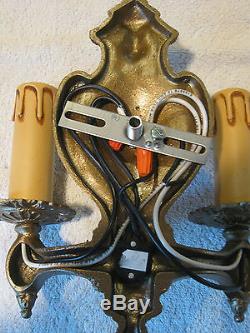 Vintage Antique Set of 4 Wall Sconce Lights Completly Refinshed Beautiful