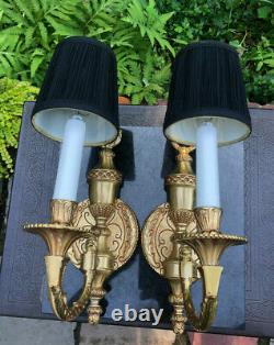 Vintage Pair of Brass/Glod Tone Traditional Wall Sconces with Shades