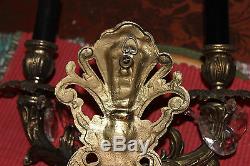 Vintage Victorian Style Brass Metal Double Light Sconce Wall Fixture-Detailed
